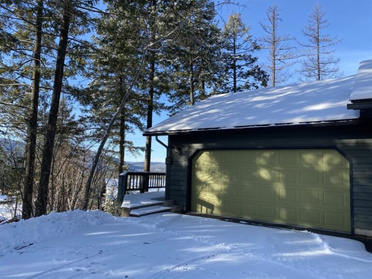 Whitefish lake vacation rental two car garage with lake view.